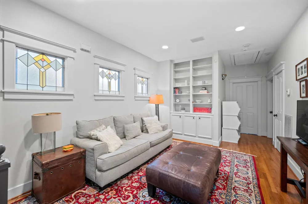501 Columbia Street Houston, TX 77007