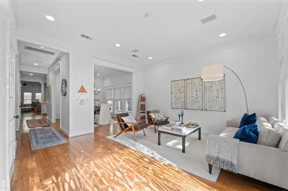 501 Columbia Street Houston, TX 77007