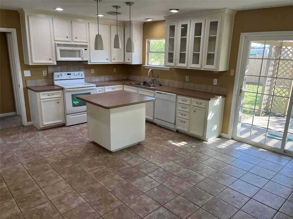 313 Mackeral Street Galveston, TX 77550