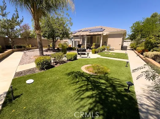 1696 Via Rojas Hemet, CA 92545