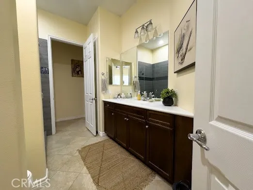 1696 Via Rojas Hemet, CA 92545
