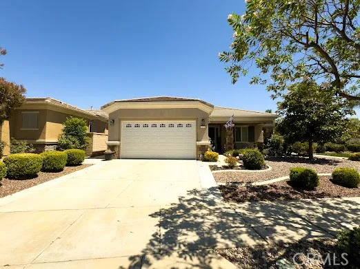 1696 Via Rojas Hemet, CA 92545