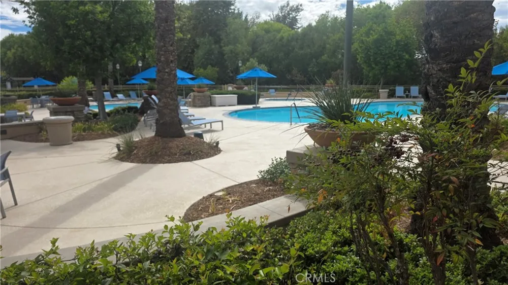 1696 Via Rojas Hemet, CA 92545
