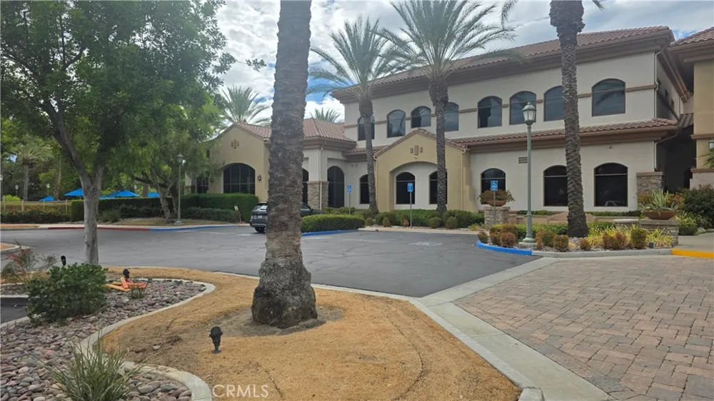 1696 Via Rojas Hemet, CA 92545