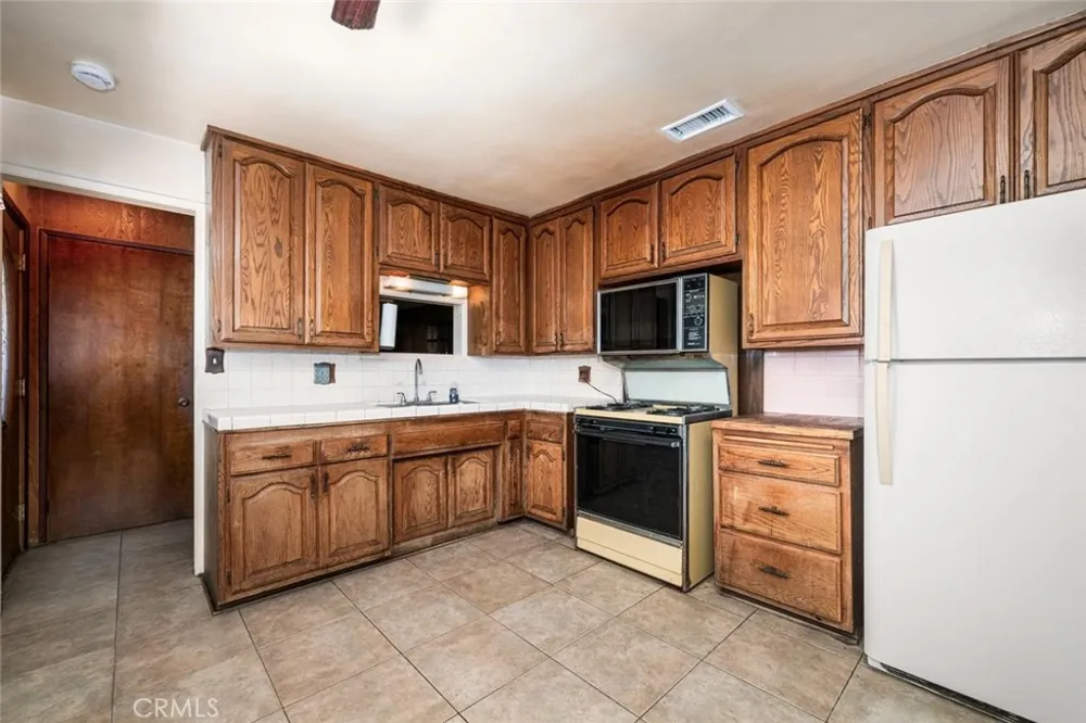 13125 Fairford Avenue Norwalk, CA 90650