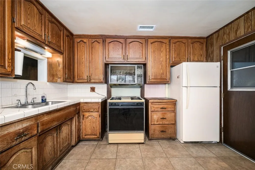 13125 Fairford Avenue Norwalk, CA 90650