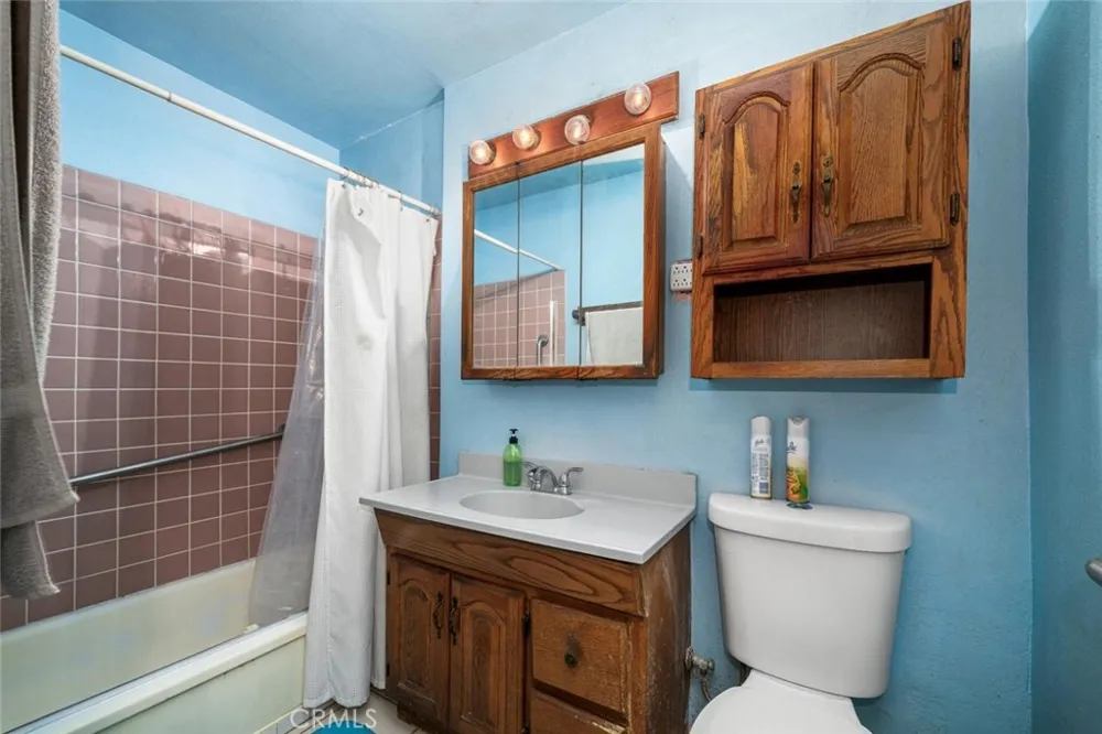13125 Fairford Avenue Norwalk, CA 90650
