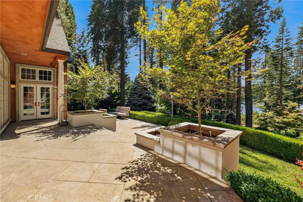 45 Lakevista Magalia, CA 95954