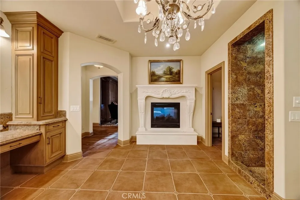 45 Lakevista Magalia, CA 95954