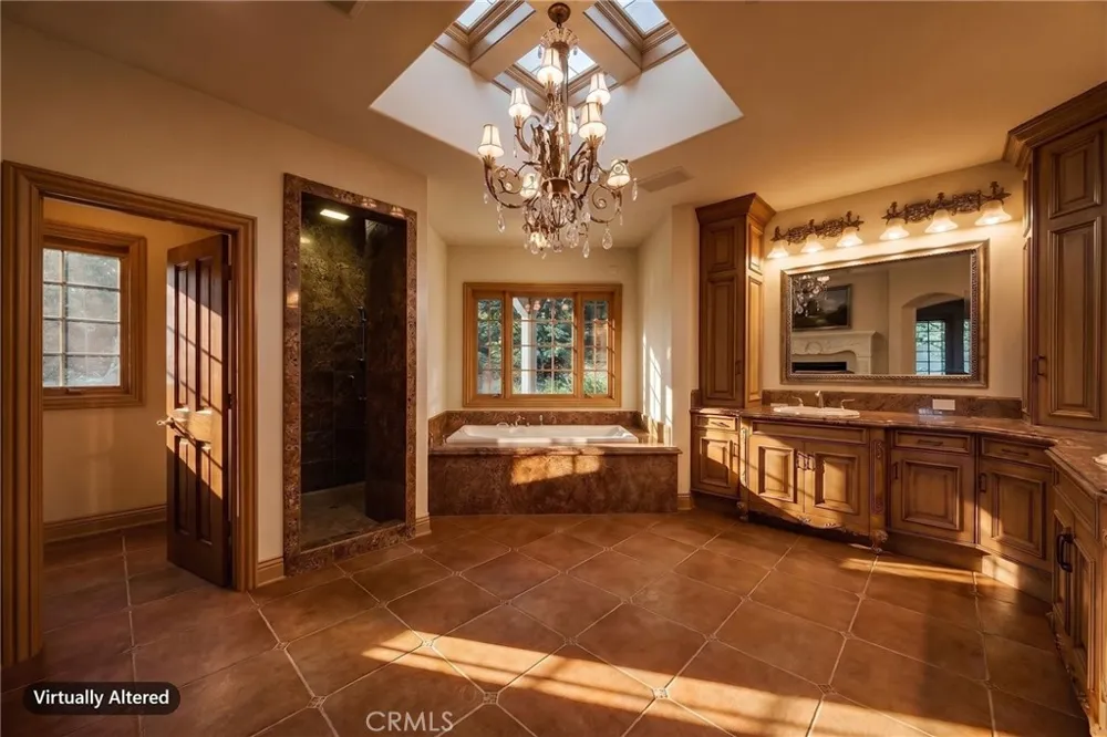 45 Lakevista Magalia, CA 95954