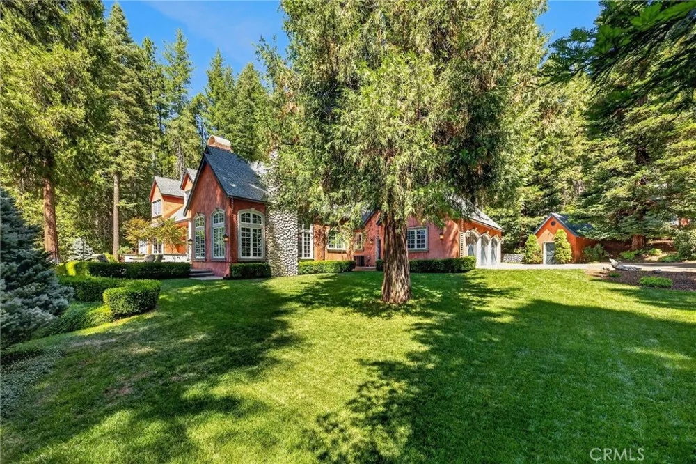 45 Lakevista Magalia, CA 95954