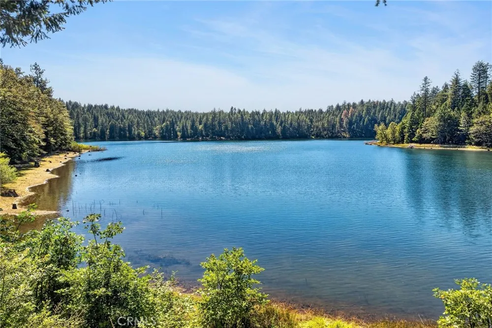 45 Lakevista Magalia, CA 95954