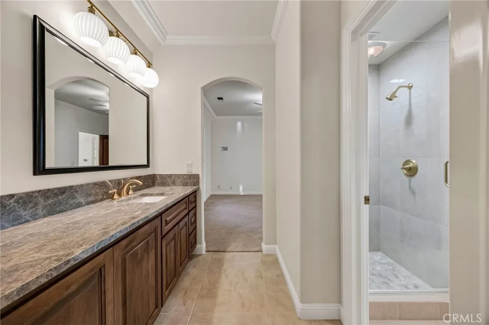 45 Lakevista Magalia, CA 95954