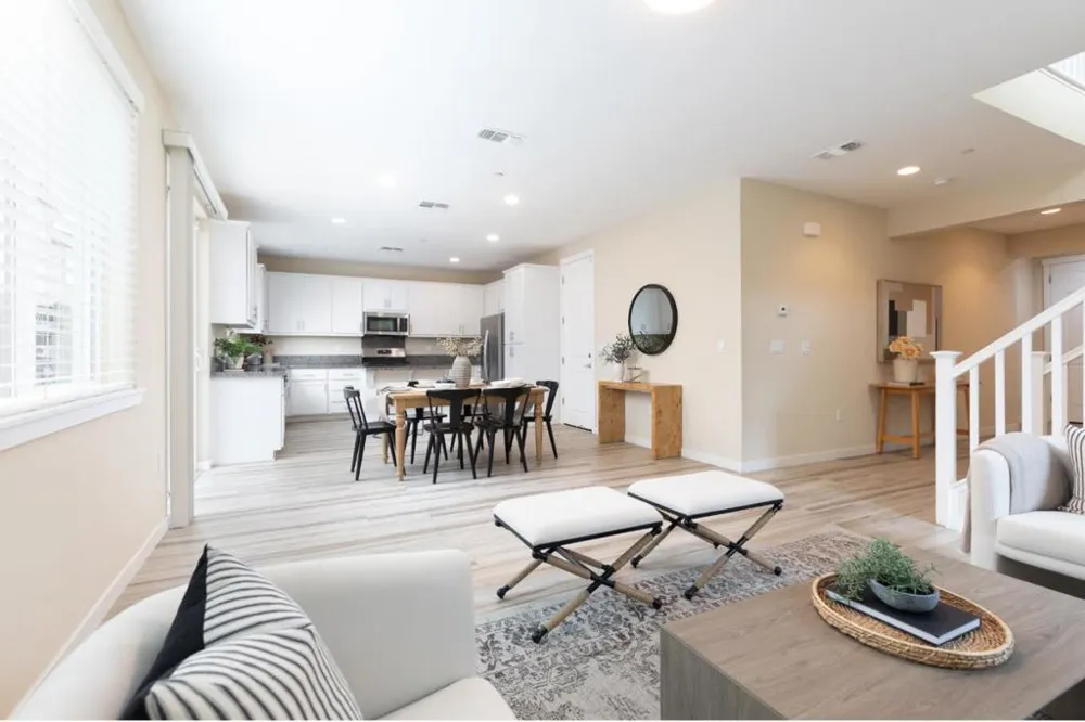 1260 Central Avenue Hollister, CA 95023