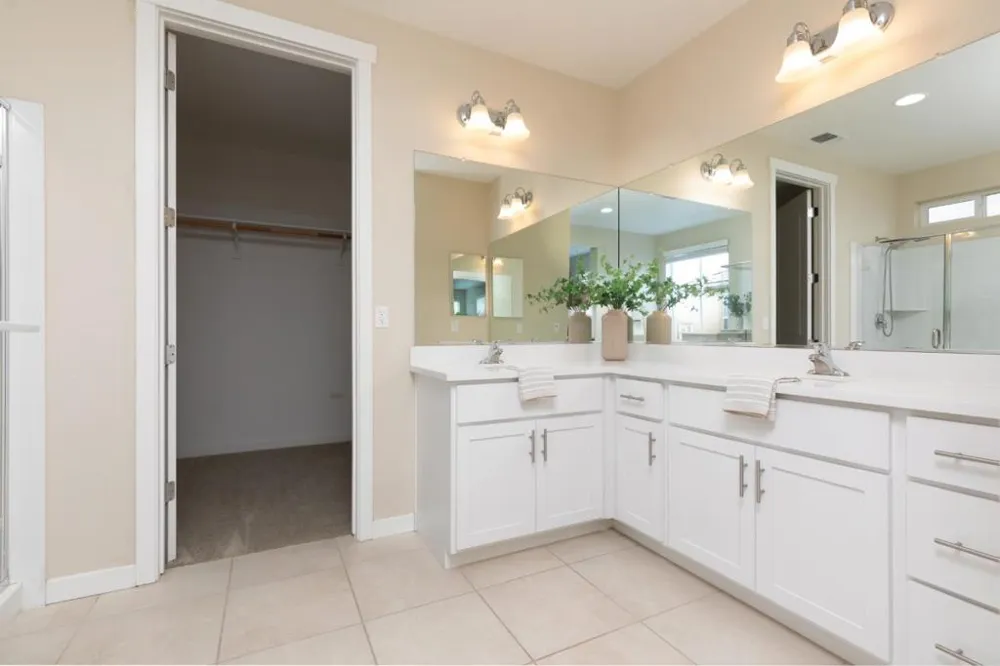 1260 Central Avenue Hollister, CA 95023