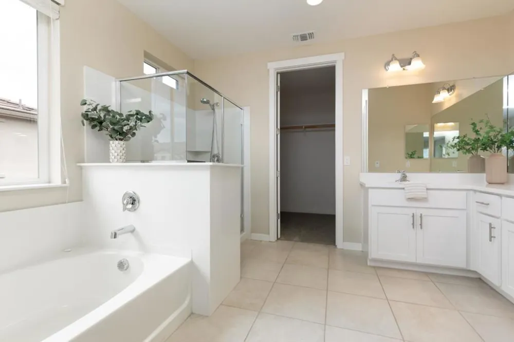 1260 Central Avenue Hollister, CA 95023