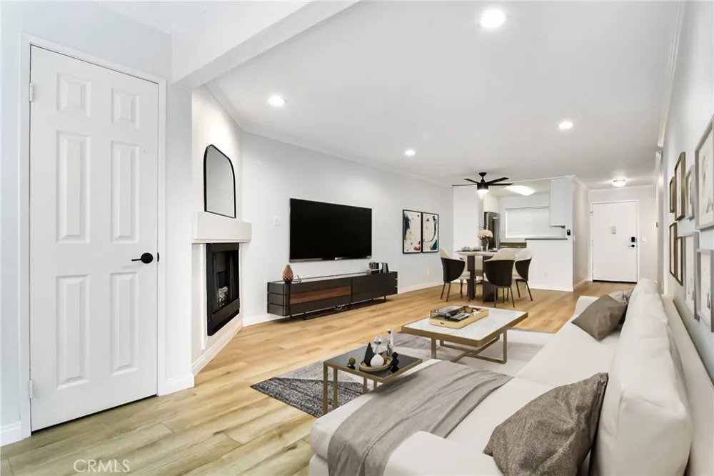 5515 Canoga Avenue #219 Woodland Hills, CA 91367