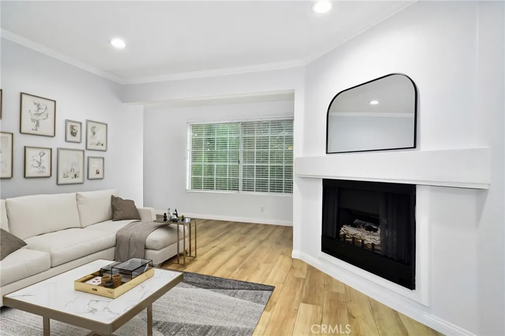 5515 Canoga Avenue #219 Woodland Hills, CA 91367