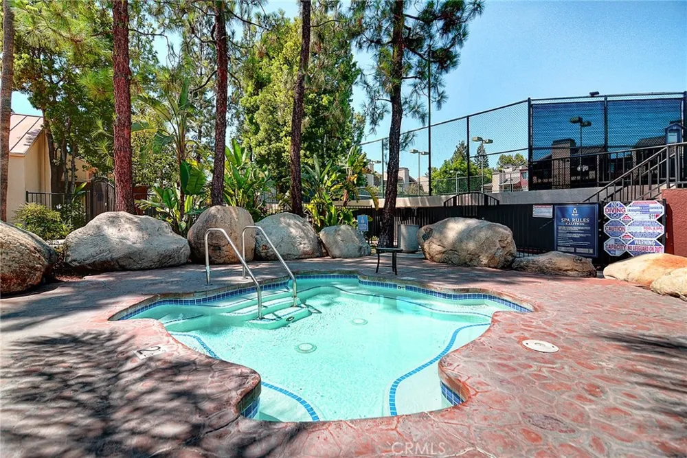 5515 Canoga Avenue #219 Woodland Hills, CA 91367