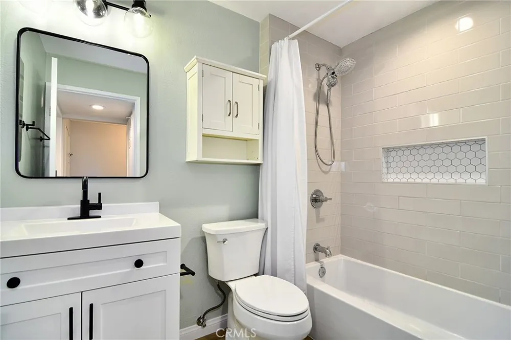 5515 Canoga Avenue #219 Woodland Hills, CA 91367