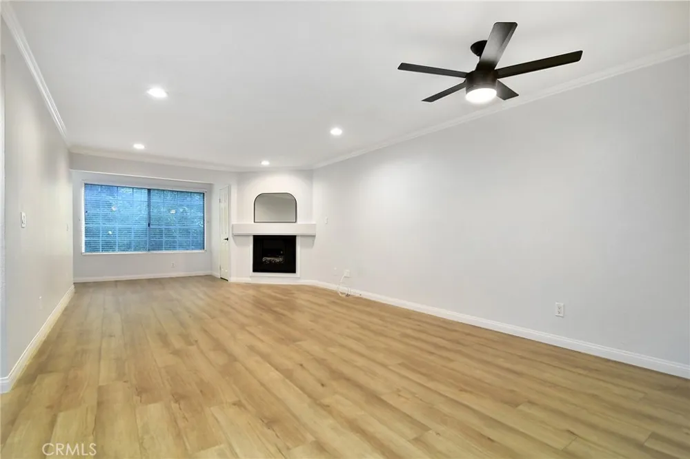 5515 Canoga Avenue #219 Woodland Hills, CA 91367