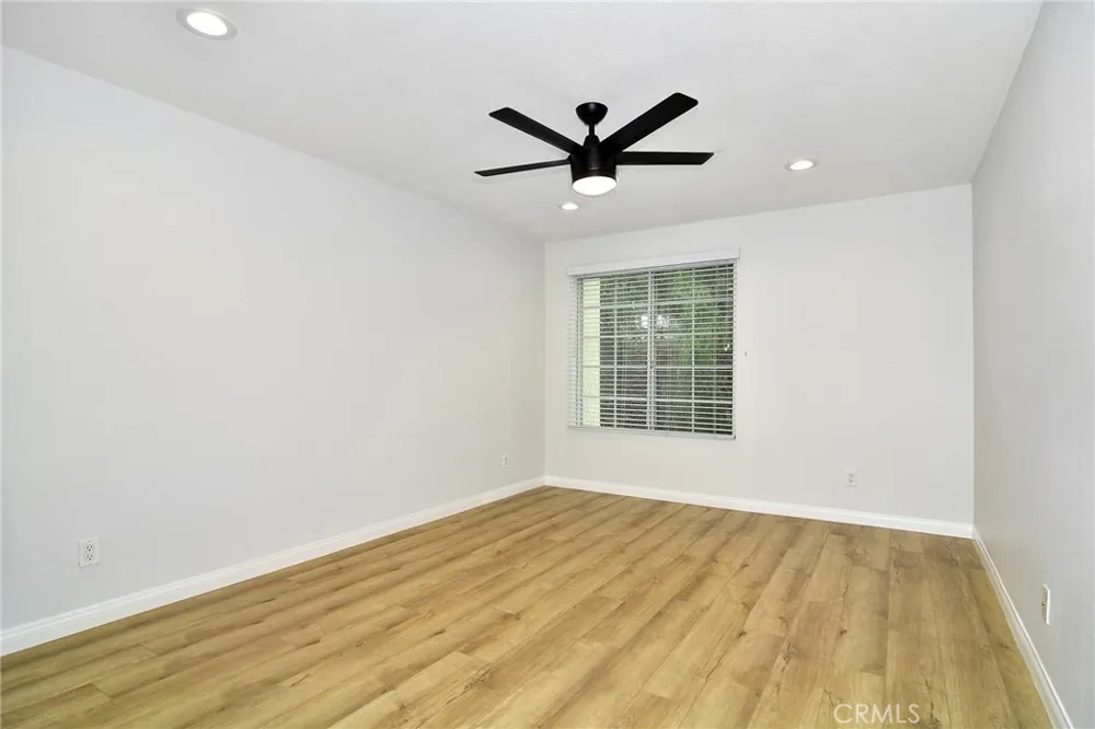 5515 Canoga Avenue #219 Woodland Hills, CA 91367
