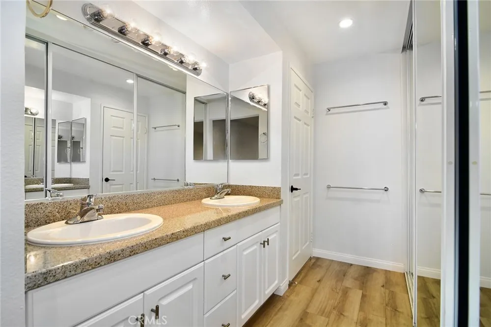 5515 Canoga Avenue #219 Woodland Hills, CA 91367