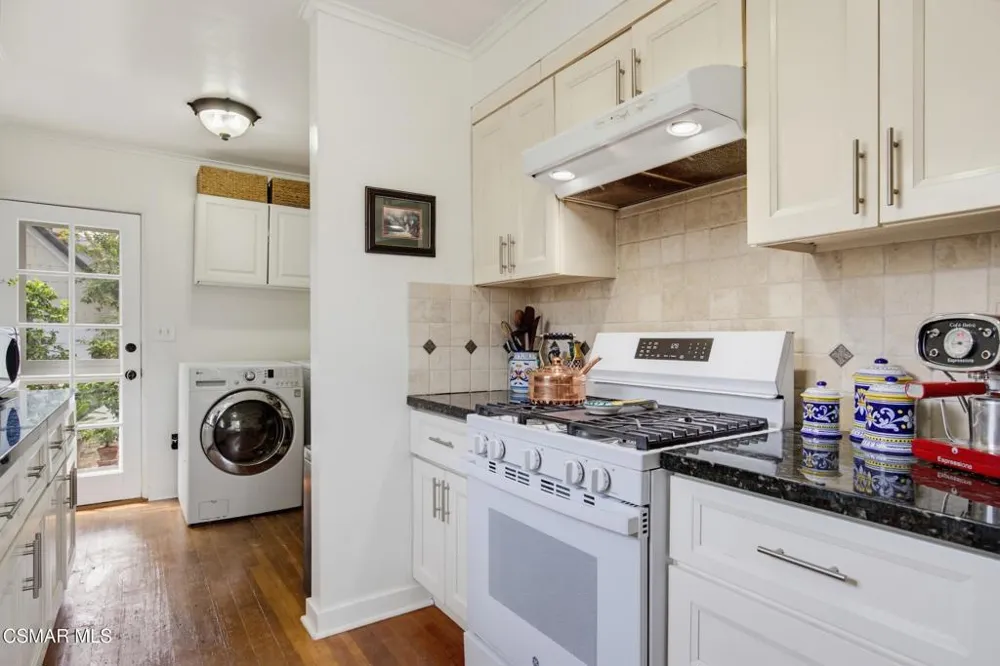 3935 Alla Road Los Angeles, CA 90066