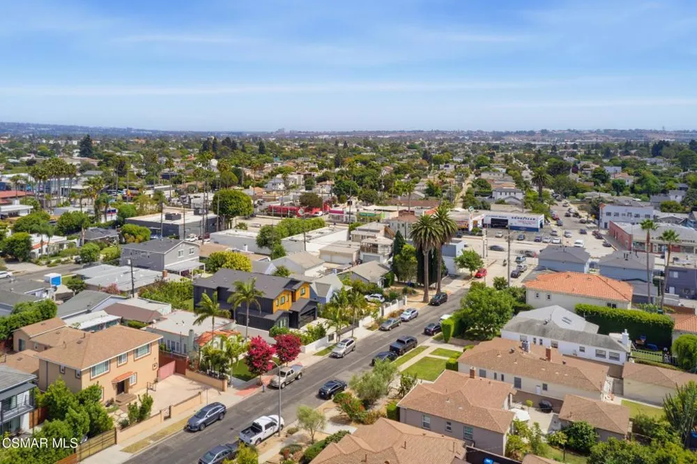 3935 Alla Road Los Angeles, CA 90066