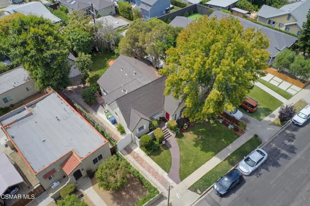 3935 Alla Road Los Angeles, CA 90066