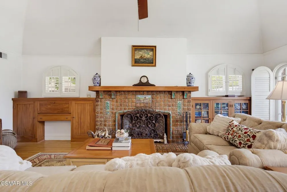3935 Alla Road Los Angeles, CA 90066