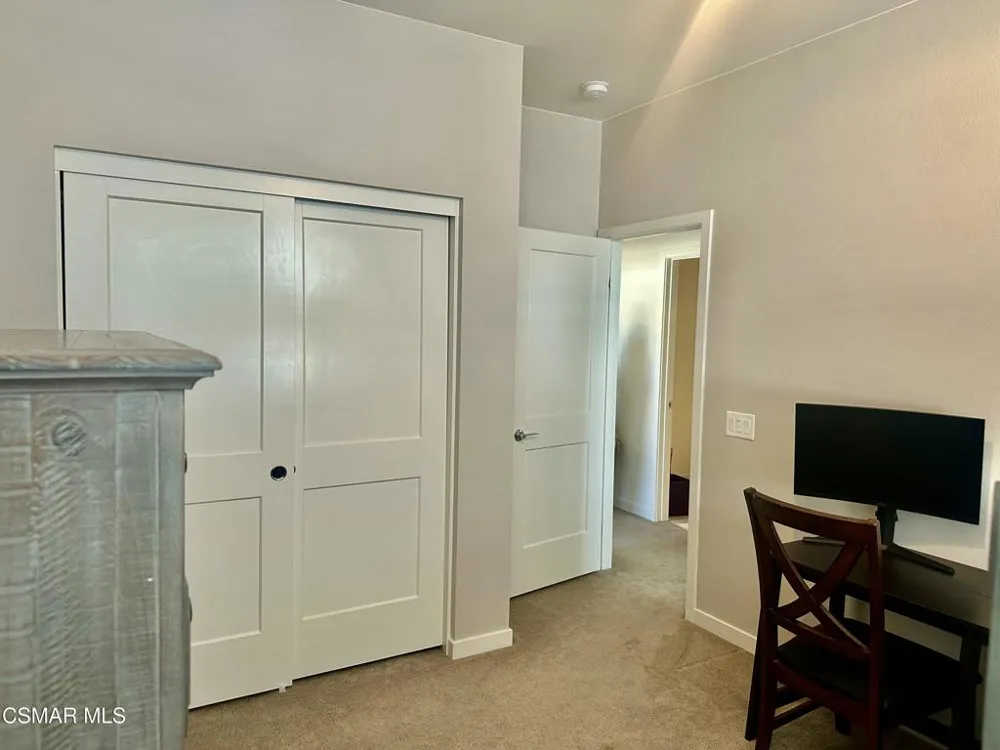 139 Farmhouse Drive #6 Simi Valley, CA 93065