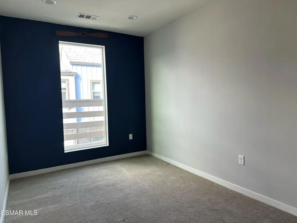 139 Farmhouse Drive #6 Simi Valley, CA 93065