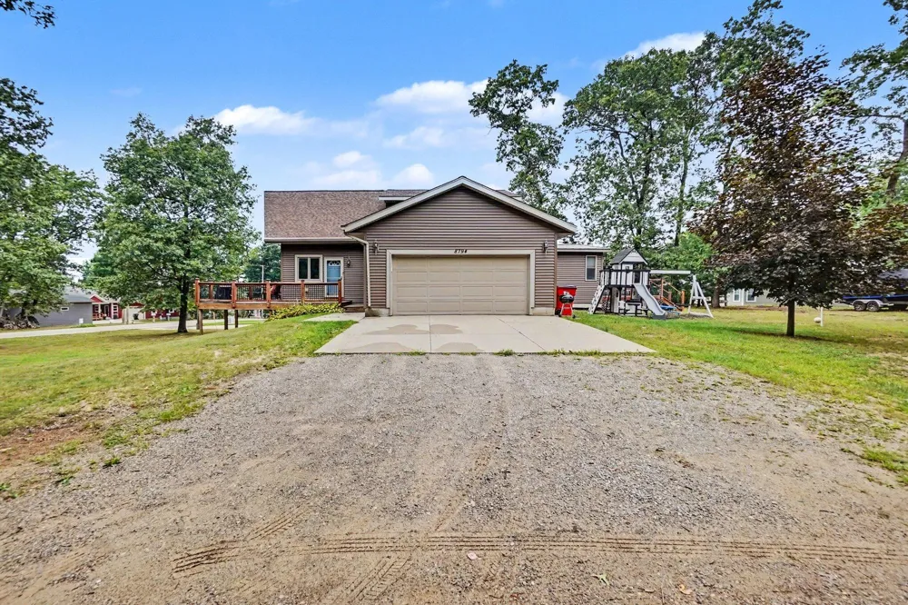 8794 S Spruce Avenue Newaygo, MI 49337