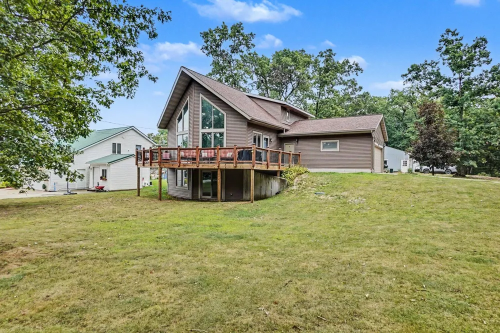 8794 S Spruce Avenue Newaygo, MI 49337