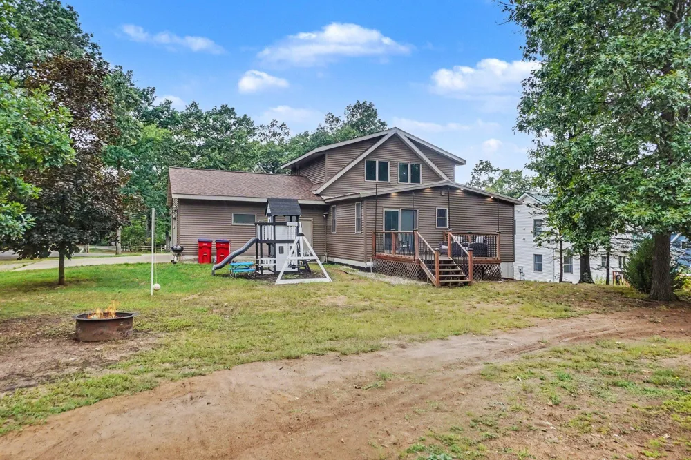 8794 S Spruce Avenue Newaygo, MI 49337