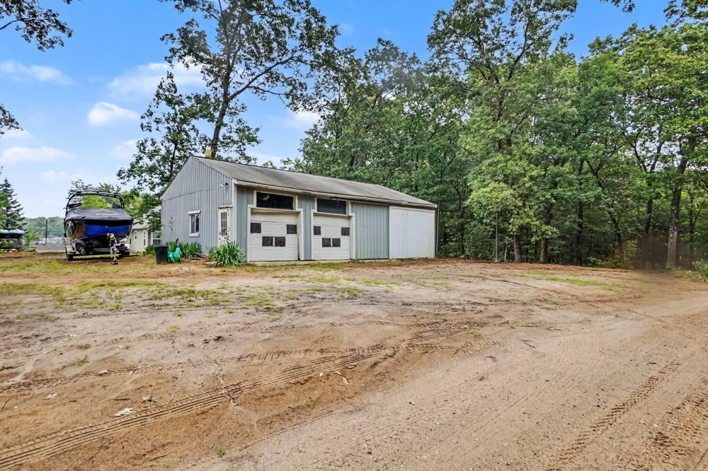 8794 S Spruce Avenue Newaygo, MI 49337