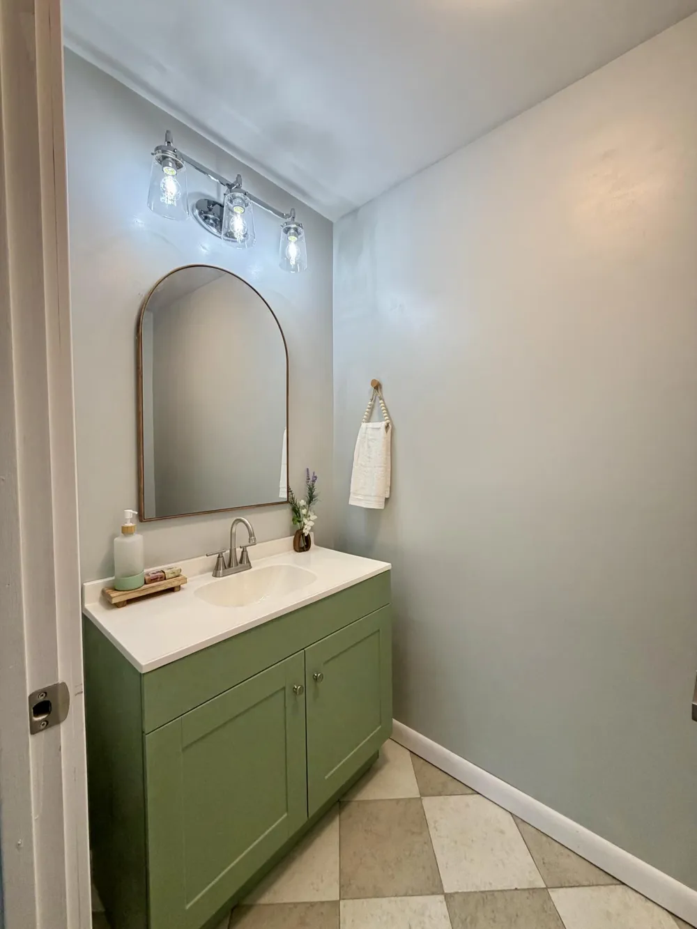 404 W Court Street Ludington, MI 49431