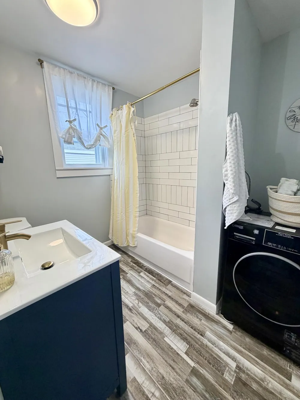 404 W Court Street Ludington, MI 49431