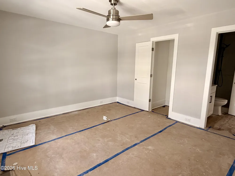 206 W Pelican Drive Oak Island, NC 28465