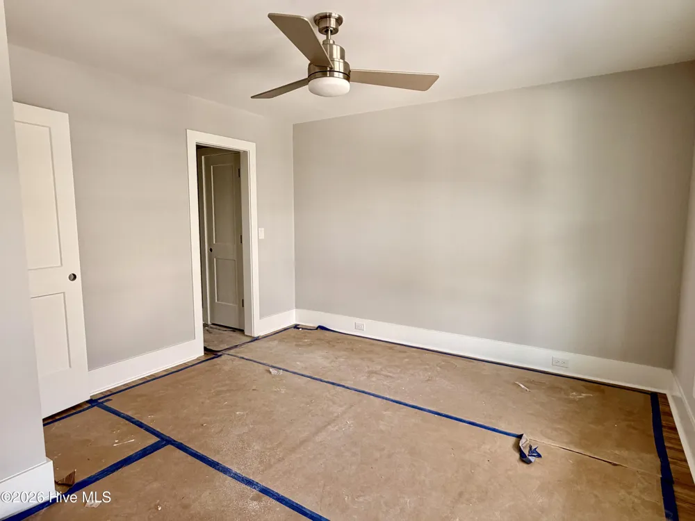 206 W Pelican Drive Oak Island, NC 28465