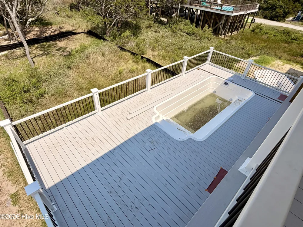 206 W Pelican Drive Oak Island, NC 28465