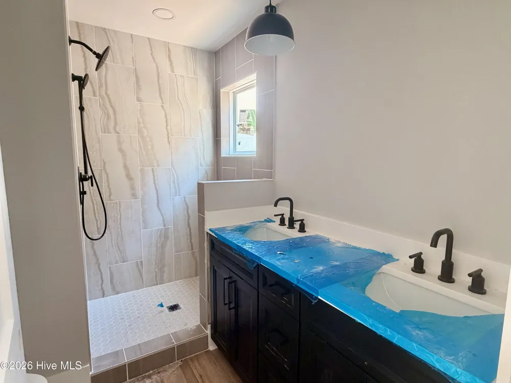 206 W Pelican Drive Oak Island, NC 28465