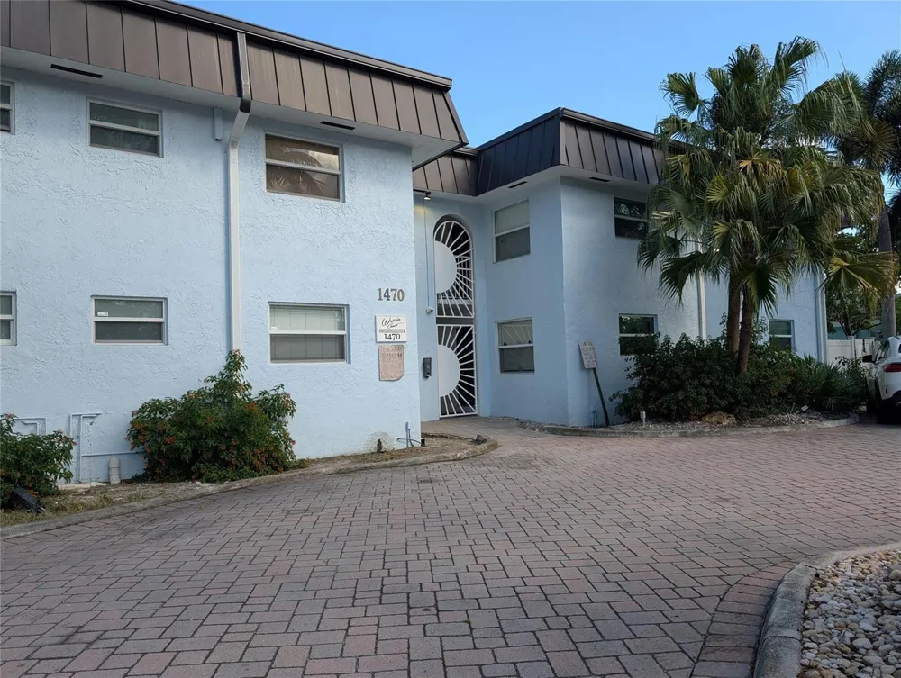 1470 DIXIE Highway #10 Fort Lauderdale, FL 33304