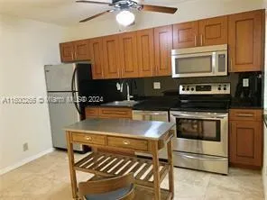1470 DIXIE Highway #10 Fort Lauderdale, FL 33304