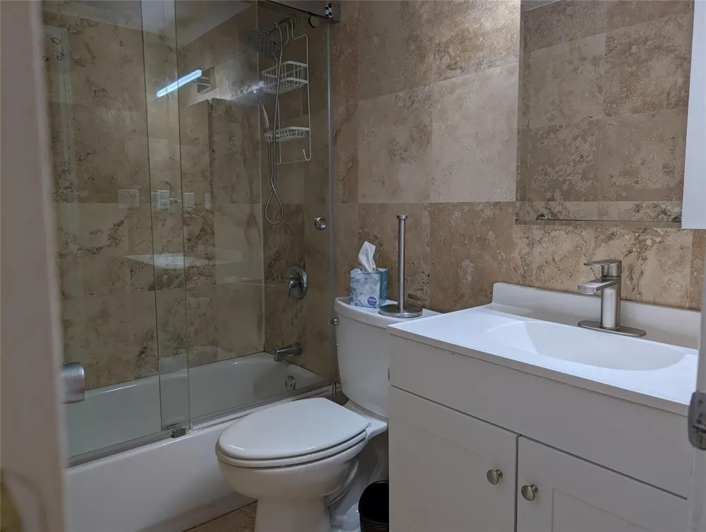 1470 DIXIE Highway #10 Fort Lauderdale, FL 33304
