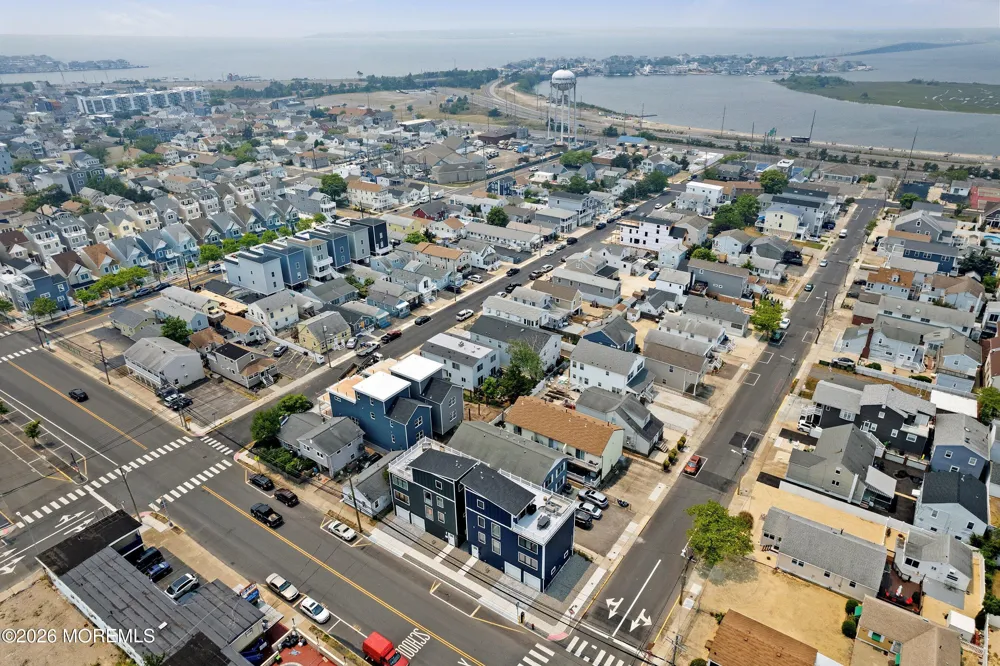 1011 W Central Avenue Seaside Heights, NJ 08751