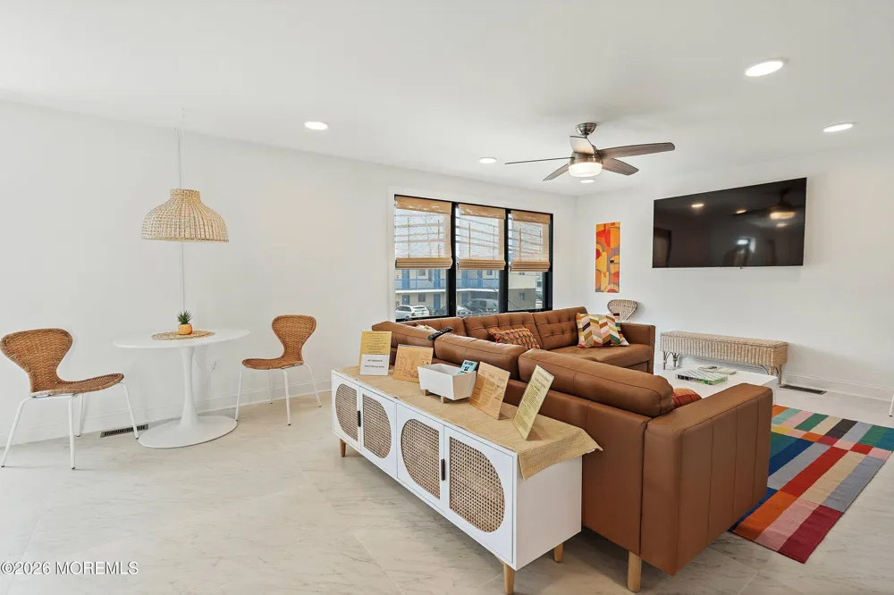 1011 W Central Avenue Seaside Heights, NJ 08751