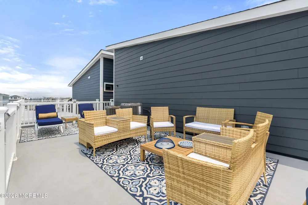 1011 W Central Avenue Seaside Heights, NJ 08751