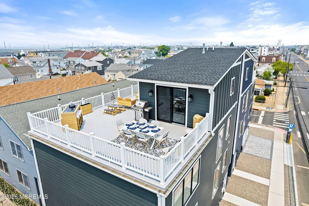 1011 W Central Avenue Seaside Heights, NJ 08751